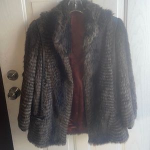 Women’s faux fur jacket 1970s excellent condition real leather